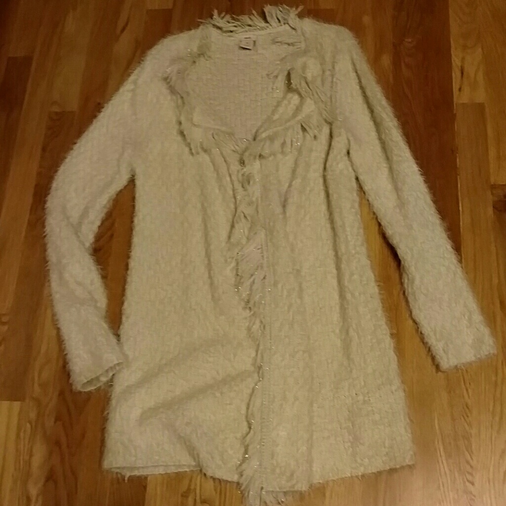 Sweater with fringe xl